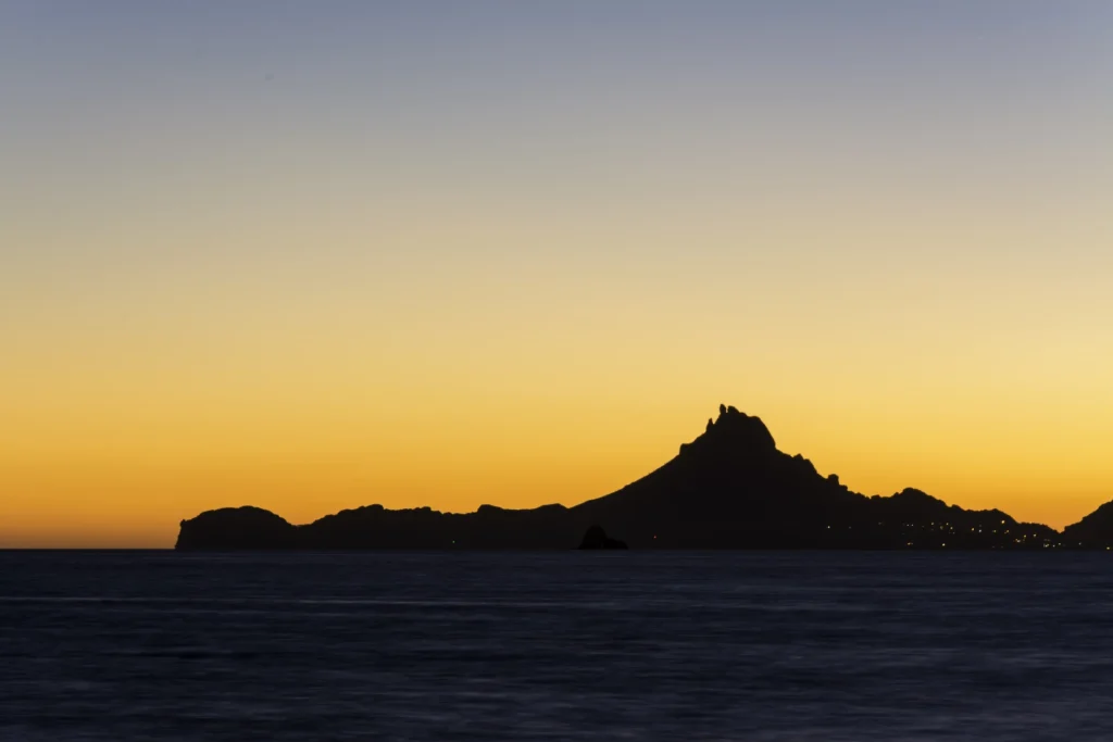 sunset tetakawi