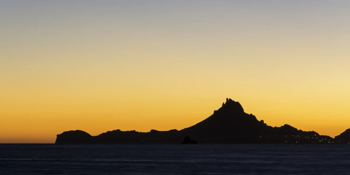 sunset tetakawi